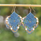 Boucles d'oreilles lotus colorées Sofia